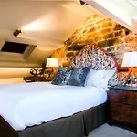 1 Bed In Oc-g0050 Holiday home *