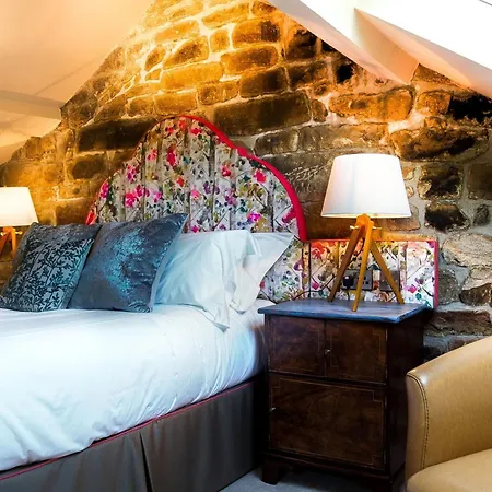 1 Bed In G0050 펜션 페이틀리브리지