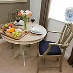 Vakantiehuis 1 Bed In Oc-g0050 *